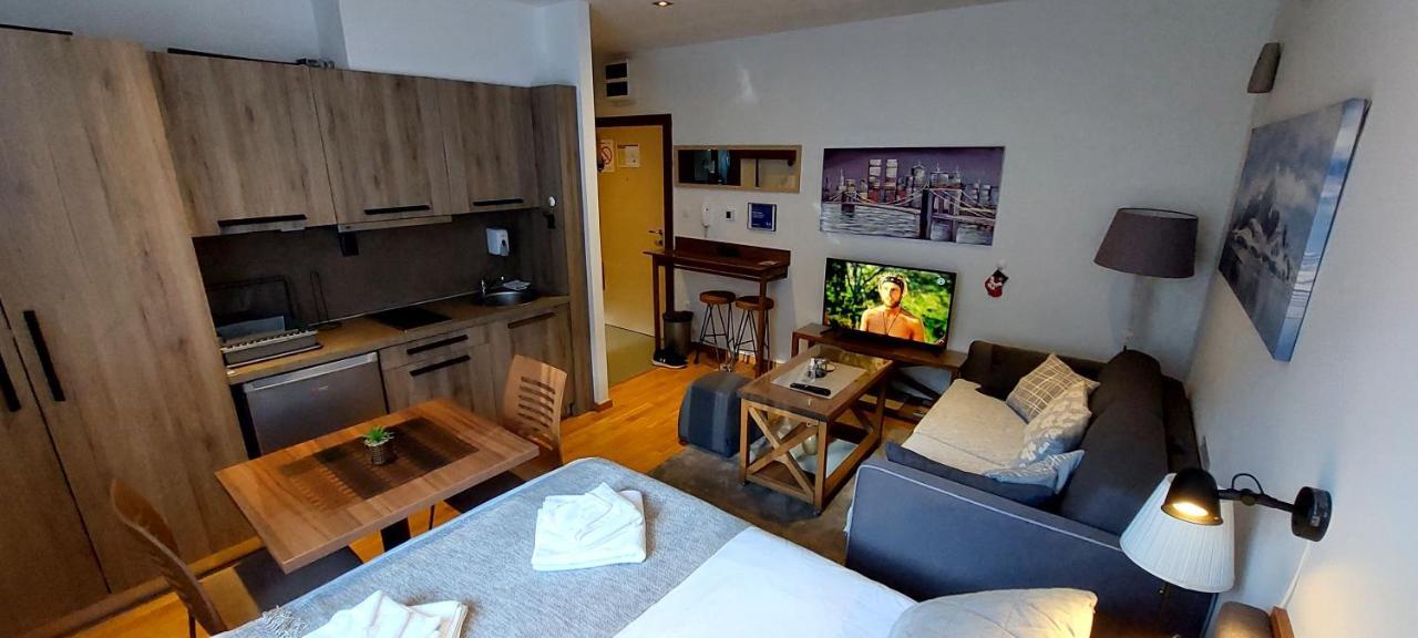 Brzece Center Mitrovski Gondola 300m Apartment Kopaonik
