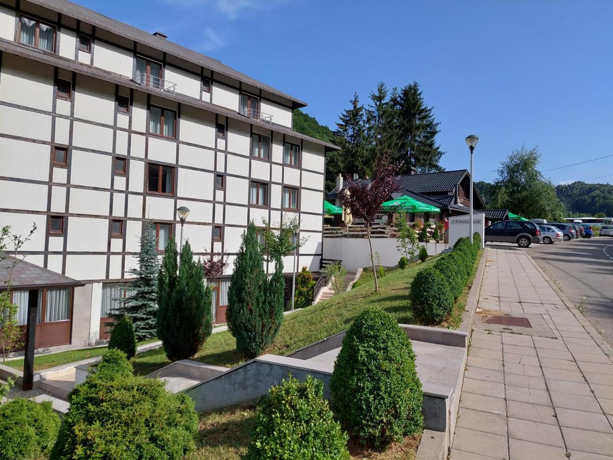 Brzece Center Mitrovski Gondola 300m Apartment